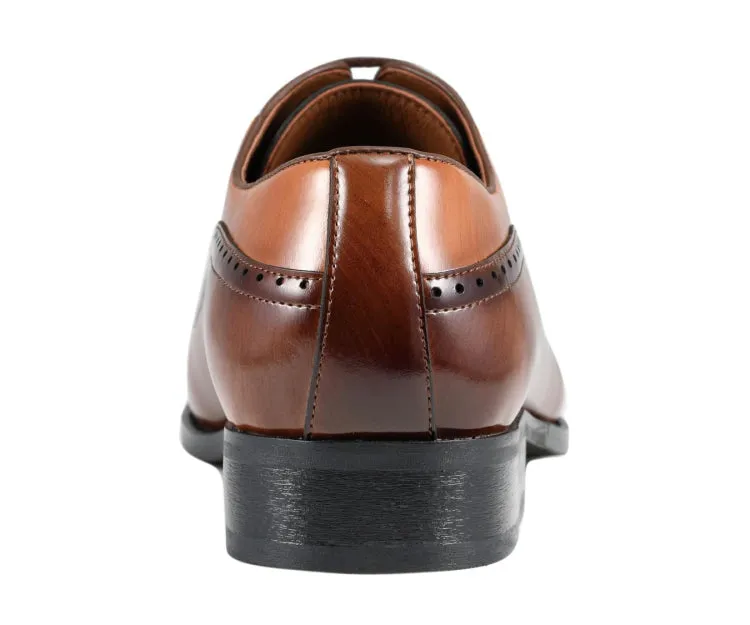 Amali Everett Distinguished Tan Wingtip Oxfords Men’s Pu Leather