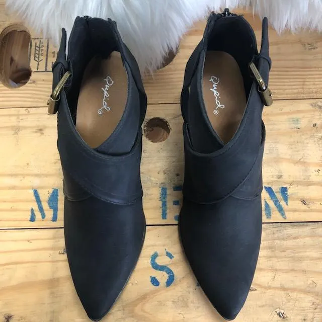 Crisscross  Booties