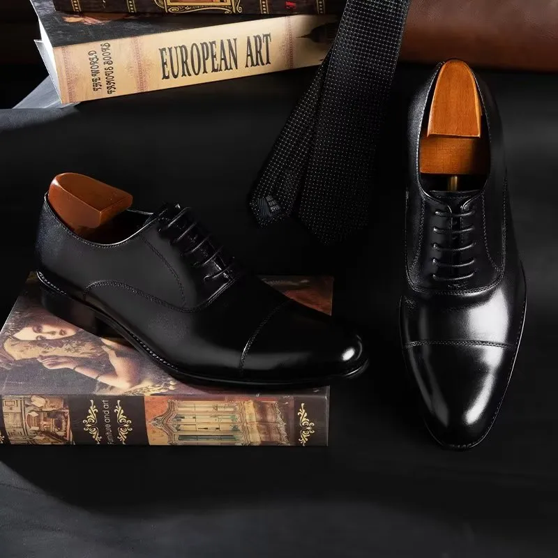 Royvane Classic Lace Oxfords