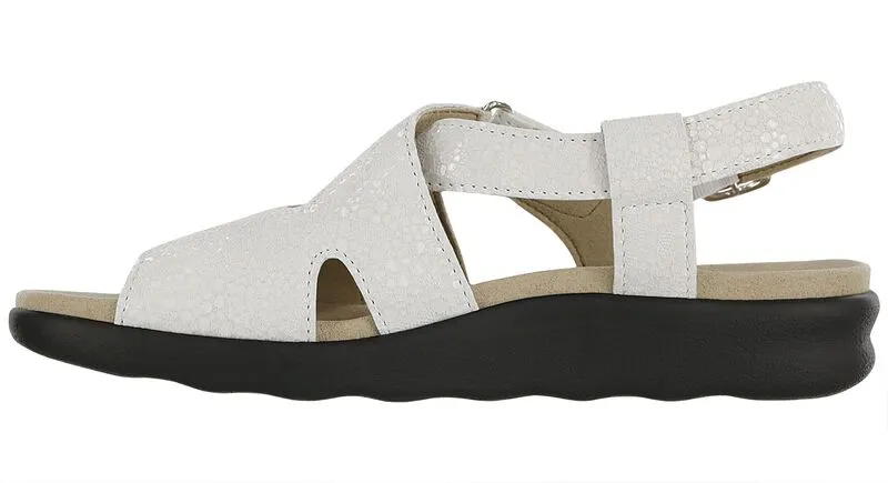 SAS Huggy Cross Strap Sandal- Vanilla