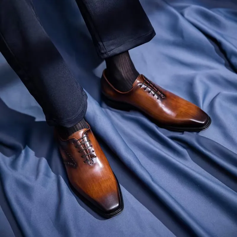 Veltique Timeless Elegance Lace Ups
